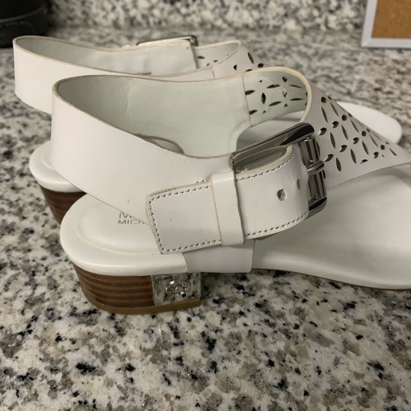 Sandals - Picture 2 of 6